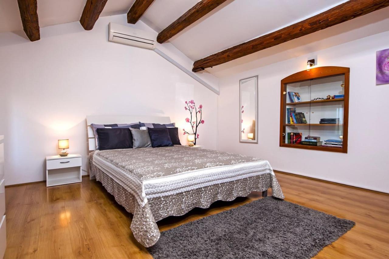 Holiday Apartment Daria 20 Rovinj Kültér fotó