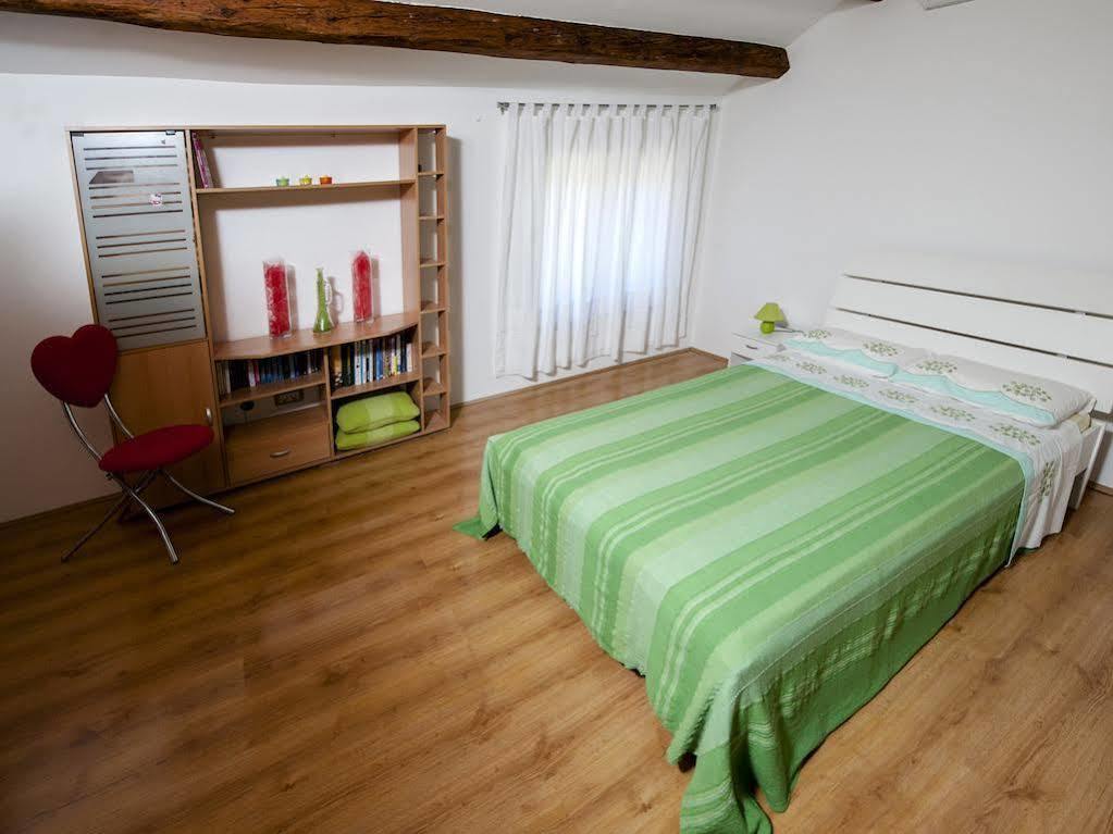 Holiday Apartment Daria 20 Rovinj Kültér fotó